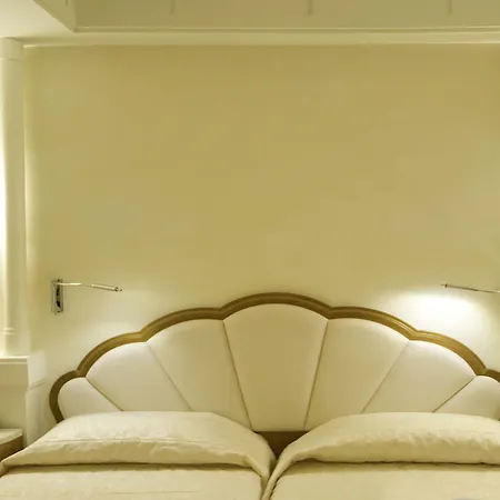 Otel Stendhal 4*
