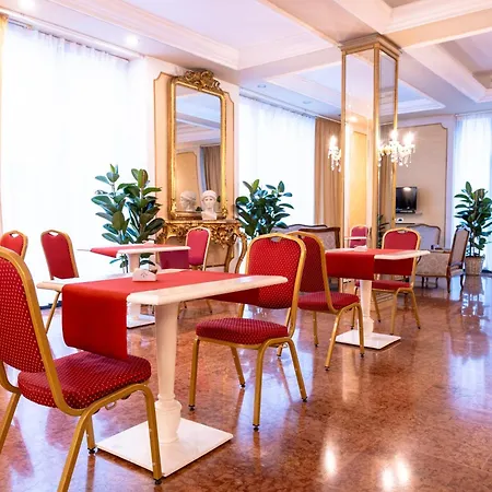 ميركيور ستيندال 4* بارما