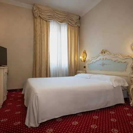 ميركيور ستيندال 4*