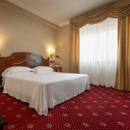 فندق ميركيور ستيندال 4*