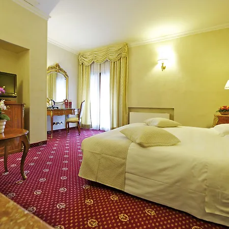 Stendhal 4*